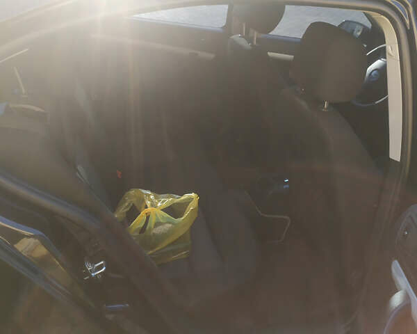 Чорний Шкода Октавія, об'ємом двигуна 1.6 л та пробігом 200 тис. км за 6900 $, фото 13 на Automoto.ua