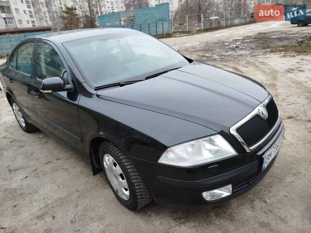 Черный Шкода Октавия, объемом двигателя 1.6 л и пробегом 192 тыс. км за 5555 $, фото 8 на Automoto.ua
