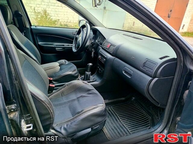 Черный Шкода Октавия, объемом двигателя 1.9 л и пробегом 240 тыс. км за 5300 $, фото 2 на Automoto.ua