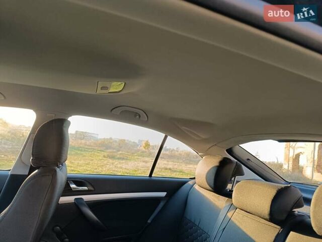 Черный Шкода Октавия, объемом двигателя 1.6 л и пробегом 260 тыс. км за 6000 $, фото 14 на Automoto.ua
