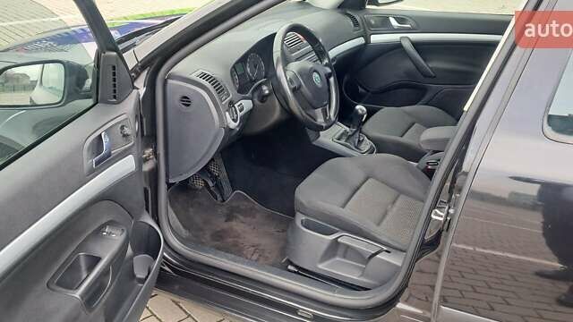 Черный Шкода Октавия, объемом двигателя 1.8 л и пробегом 226 тыс. км за 4500 $, фото 7 на Automoto.ua