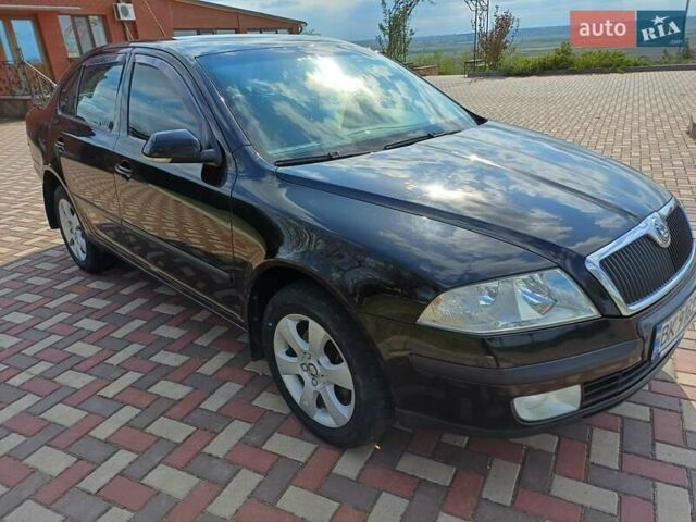 Чорний Шкода Октавія, об'ємом двигуна 1.98 л та пробігом 253 тис. км за 5700 $, фото 1 на Automoto.ua