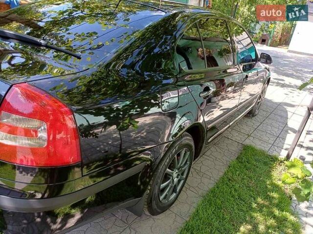 Черный Шкода Октавия, объемом двигателя 1.6 л и пробегом 260 тыс. км за 6500 $, фото 6 на Automoto.ua