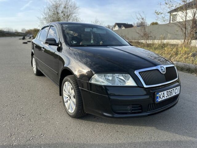 Черный Шкода Октавия, объемом двигателя 1.6 л и пробегом 260 тыс. км за 6800 $, фото 5 на Automoto.ua