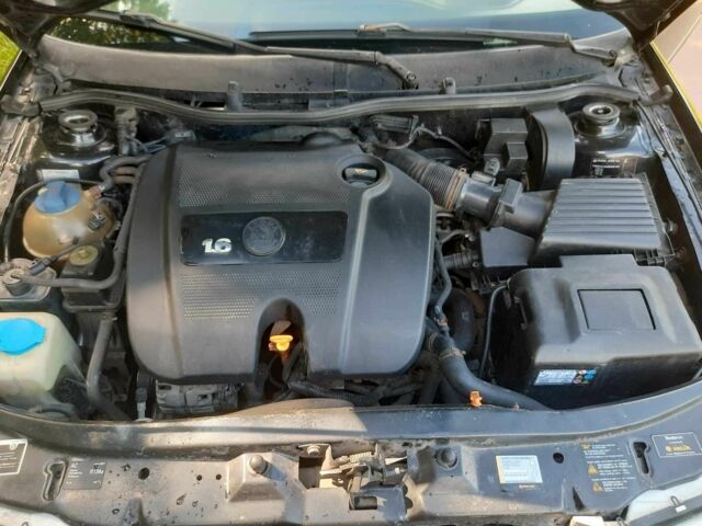 Чорний Шкода Октавія, об'ємом двигуна 1.6 л та пробігом 230 тис. км за 4400 $, фото 6 на Automoto.ua