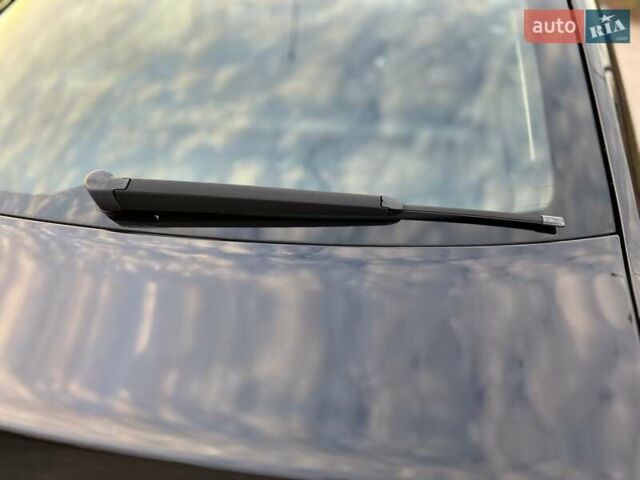 Черный Шкода Октавия, объемом двигателя 1.6 л и пробегом 220 тыс. км за 7500 $, фото 18 на Automoto.ua