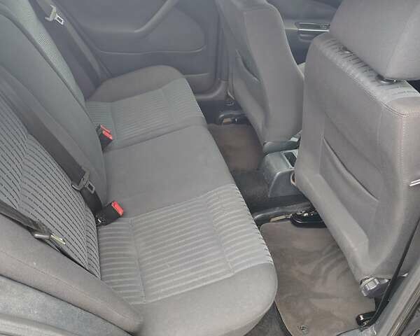 Черный Шкода Октавия, объемом двигателя 1.78 л и пробегом 170 тыс. км за 5600 $, фото 6 на Automoto.ua