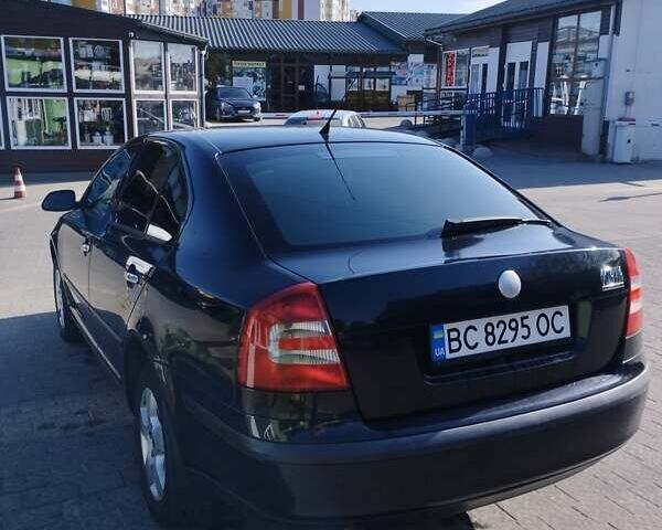 Черный Шкода Октавия, объемом двигателя 1.9 л и пробегом 402 тыс. км за 5700 $, фото 2 на Automoto.ua