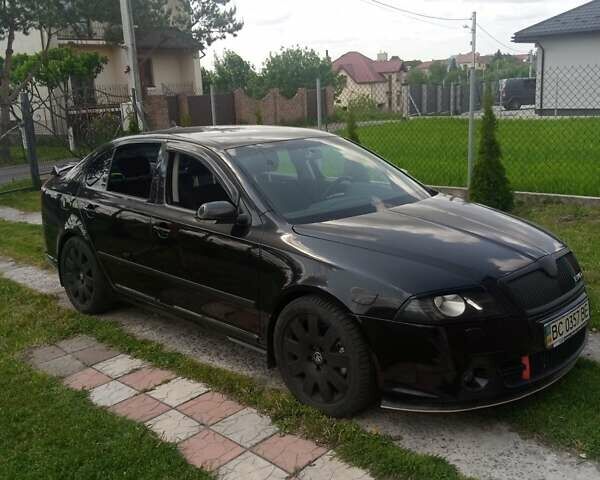 Черный Шкода Октавия, объемом двигателя 2 л и пробегом 284 тыс. км за 7900 $, фото 1 на Automoto.ua
