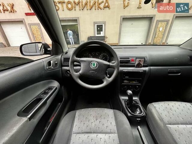 Черный Шкода Октавия, объемом двигателя 1.6 л и пробегом 221 тыс. км за 7300 $, фото 22 на Automoto.ua