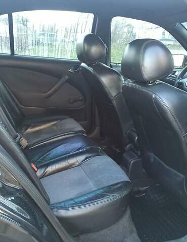 Черный Шкода Октавия, объемом двигателя 1.9 л и пробегом 270 тыс. км за 5200 $, фото 23 на Automoto.ua