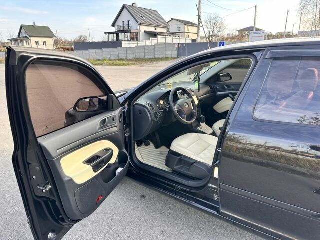 Черный Шкода Октавия, объемом двигателя 1.6 л и пробегом 260 тыс. км за 6800 $, фото 7 на Automoto.ua