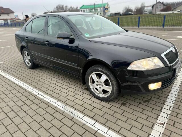 Черный Шкода Октавия, объемом двигателя 1.8 л и пробегом 206 тыс. км за 5150 $, фото 7 на Automoto.ua