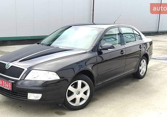 Черный Шкода Октавия, объемом двигателя 1.6 л и пробегом 218 тыс. км за 6999 $, фото 23 на Automoto.ua