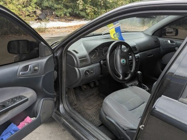 Чорний Шкода Октавія, об'ємом двигуна 1.9 л та пробігом 220 тис. км за 5000 $, фото 4 на Automoto.ua
