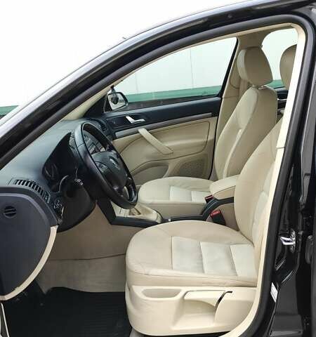 Черный Шкода Октавия, объемом двигателя 1.6 л и пробегом 218 тыс. км за 6999 $, фото 31 на Automoto.ua