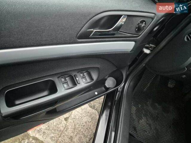 Чорний Шкода Октавія, об'ємом двигуна 1.6 л та пробігом 189 тис. км за 6700 $, фото 8 на Automoto.ua