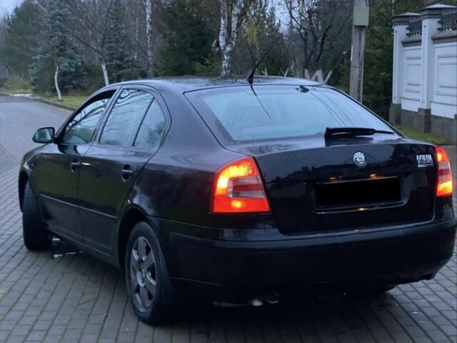 Черный Шкода Октавия, объемом двигателя 1.9 л и пробегом 300 тыс. км за 2800 $, фото 2 на Automoto.ua