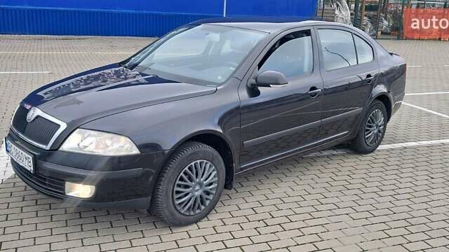 Черный Шкода Октавия, объемом двигателя 1.8 л и пробегом 226 тыс. км за 4500 $, фото 16 на Automoto.ua