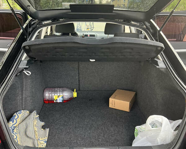 Черный Шкода Октавия, объемом двигателя 1.8 л и пробегом 210 тыс. км за 6299 $, фото 11 на Automoto.ua