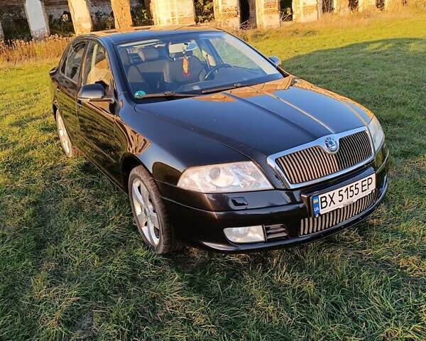 Черный Шкода Октавия, объемом двигателя 1.6 л и пробегом 260 тыс. км за 6000 $, фото 1 на Automoto.ua
