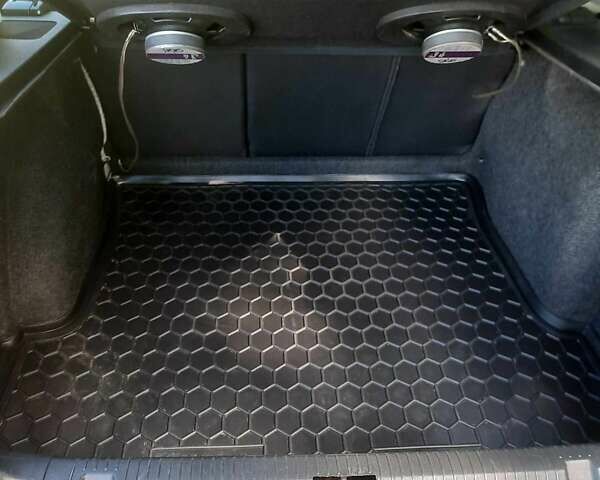 Чорний Шкода Октавія, об'ємом двигуна 1.6 л та пробігом 230 тис. км за 4400 $, фото 10 на Automoto.ua