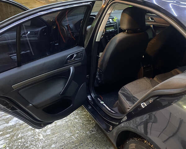 Чорний Шкода Октавія, об'ємом двигуна 1.6 л та пробігом 293 тис. км за 6200 $, фото 8 на Automoto.ua