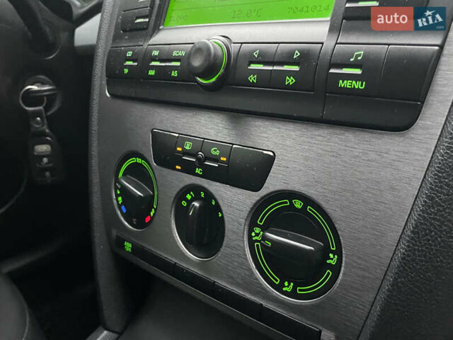 Чорний Шкода Октавія, об'ємом двигуна 1.6 л та пробігом 231 тис. км за 5350 $, фото 30 на Automoto.ua