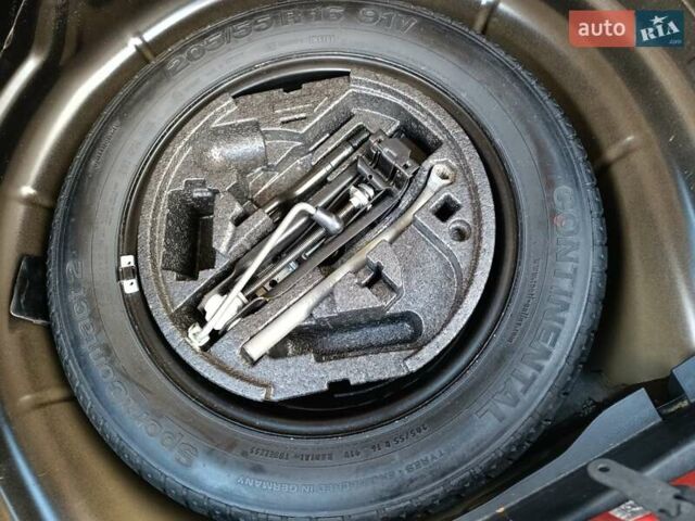 Черный Шкода Октавия, объемом двигателя 1.6 л и пробегом 260 тыс. км за 6000 $, фото 11 на Automoto.ua