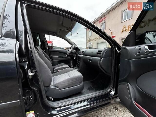 Черный Шкода Октавия, объемом двигателя 1.6 л и пробегом 221 тыс. км за 7300 $, фото 33 на Automoto.ua