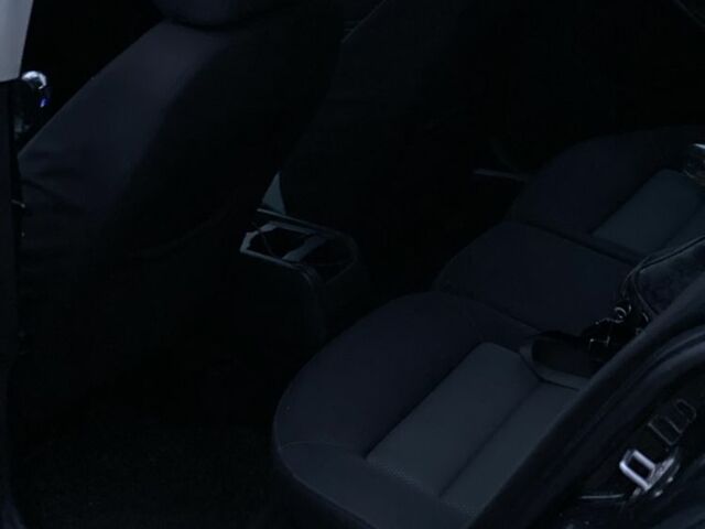 Черный Шкода Октавия, объемом двигателя 1.9 л и пробегом 300 тыс. км за 2800 $, фото 7 на Automoto.ua