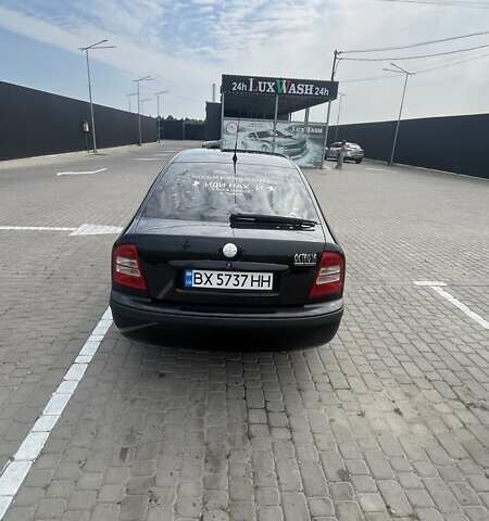 Черный Шкода Октавия, объемом двигателя 1.6 л и пробегом 243 тыс. км за 4700 $, фото 2 на Automoto.ua