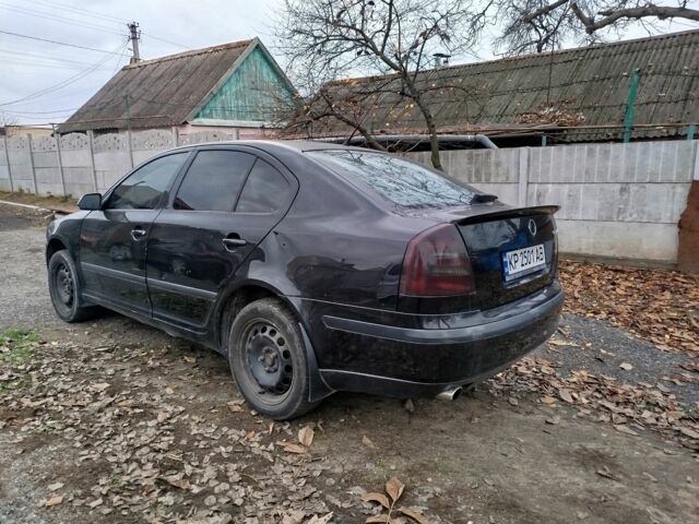 Черный Шкода Октавия, объемом двигателя 1.6 л и пробегом 230 тыс. км за 3000 $, фото 2 на Automoto.ua