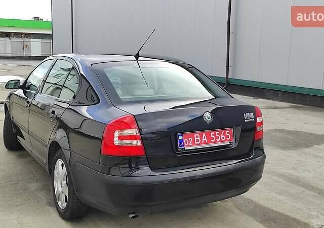 Черный Шкода Октавия, объемом двигателя 1.6 л и пробегом 218 тыс. км за 6999 $, фото 83 на Automoto.ua