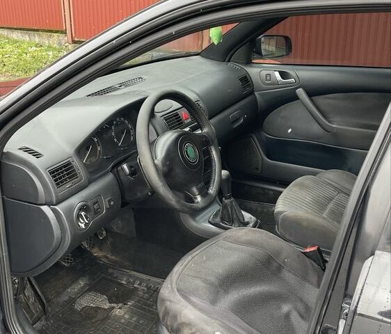 Черный Шкода Октавия, объемом двигателя 1.8 л и пробегом 3 тыс. км за 4500 $, фото 7 на Automoto.ua