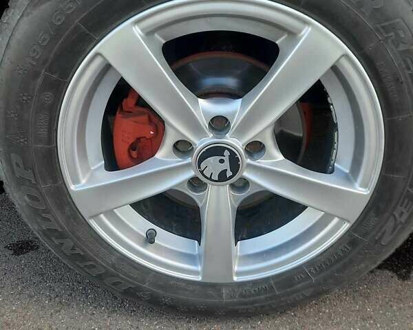 Чорний Шкода Октавія, об'ємом двигуна 1.6 л та пробігом 230 тис. км за 4400 $, фото 11 на Automoto.ua