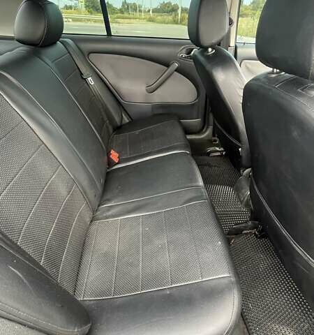 Черный Шкода Октавия, объемом двигателя 1.6 л и пробегом 243 тыс. км за 4700 $, фото 5 на Automoto.ua