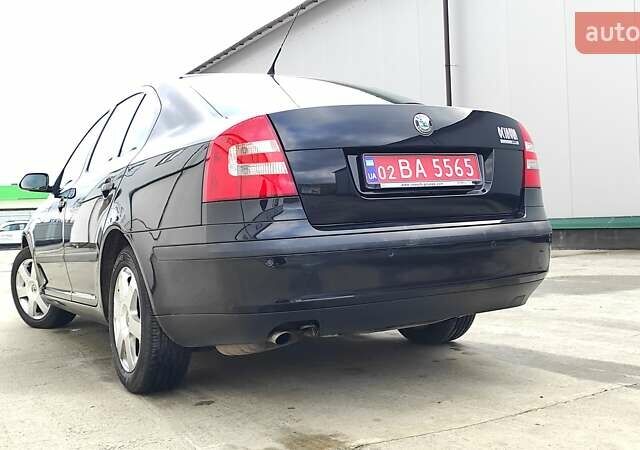 Черный Шкода Октавия, объемом двигателя 1.6 л и пробегом 218 тыс. км за 6999 $, фото 16 на Automoto.ua