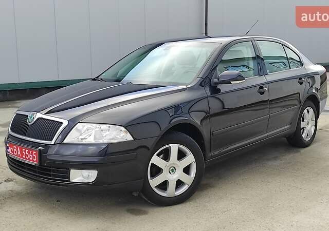 Черный Шкода Октавия, объемом двигателя 1.6 л и пробегом 218 тыс. км за 6999 $, фото 87 на Automoto.ua