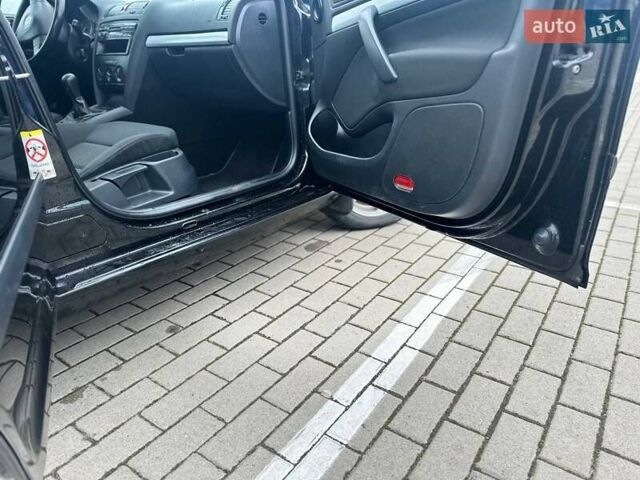 Черный Шкода Октавия, объемом двигателя 1.8 л и пробегом 206 тыс. км за 5150 $, фото 22 на Automoto.ua