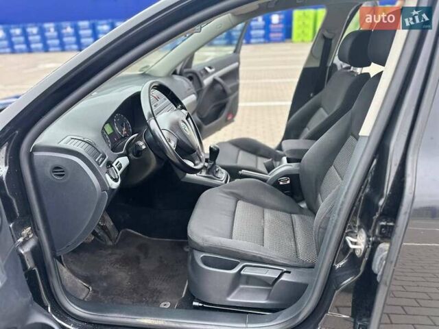 Черный Шкода Октавия, объемом двигателя 1.8 л и пробегом 206 тыс. км за 5150 $, фото 13 на Automoto.ua