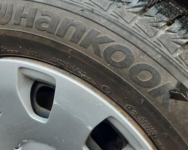 Черный Шкода Октавия, объемом двигателя 1.6 л и пробегом 279 тыс. км за 5200 $, фото 19 на Automoto.ua