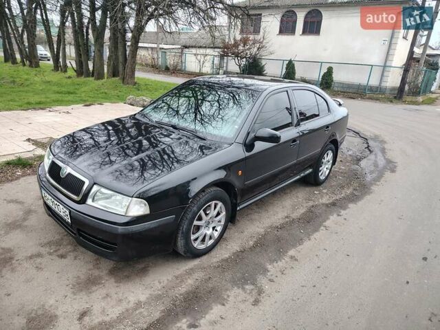 Черный Шкода Октавия, объемом двигателя 1.78 л и пробегом 170 тыс. км за 5600 $, фото 1 на Automoto.ua