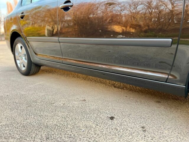 Чорний Шкода Октавія, об'ємом двигуна 1.6 л та пробігом 220 тис. км за 7500 $, фото 10 на Automoto.ua