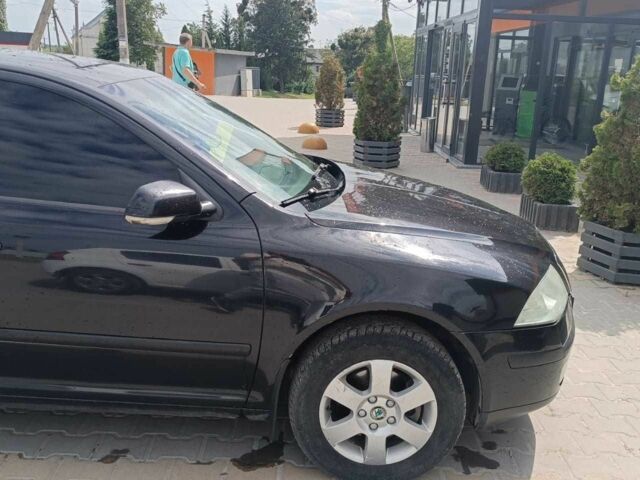 Черный Шкода Октавия, объемом двигателя 2 л и пробегом 258 тыс. км за 5299 $, фото 4 на Automoto.ua