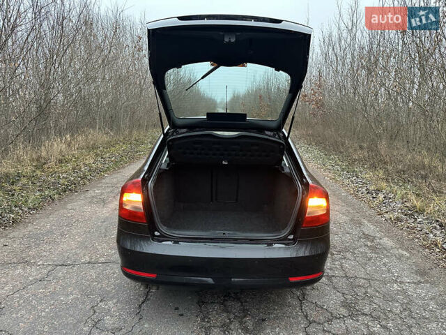 Черный Шкода Октавия, объемом двигателя 1.97 л и пробегом 198 тыс. км за 8200 $, фото 22 на Automoto.ua