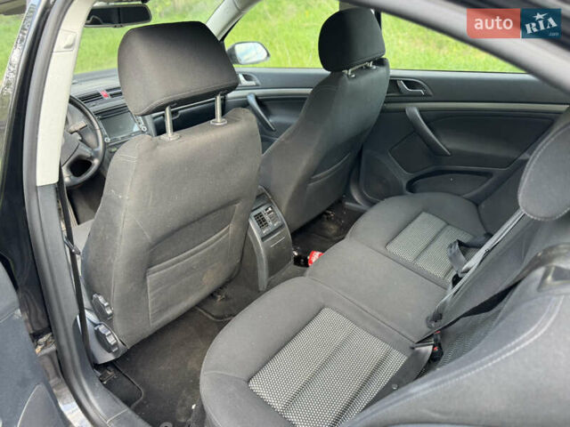 Чорний Шкода Октавія, об'ємом двигуна 1.6 л та пробігом 230 тис. км за 6100 $, фото 7 на Automoto.ua