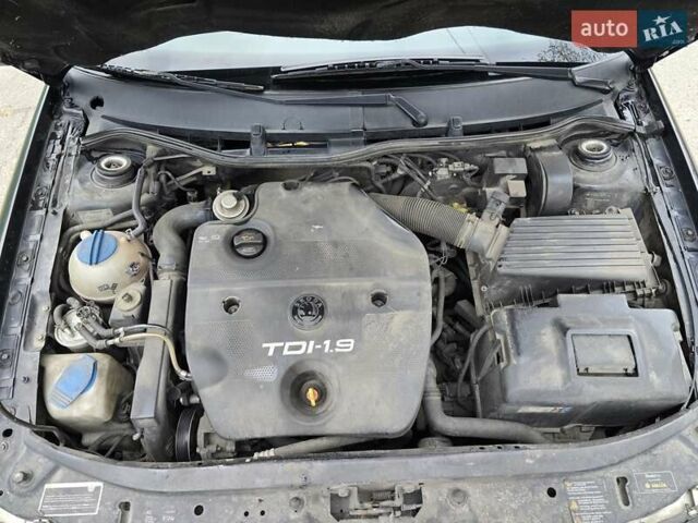 Шкода Октавія 2008 у Києві на Automoto.ua Чорний Шкода Октавія, об'ємом двигуна 1.9 л та пробігом 336 тис. км за 5400 $, фото 8 на Automoto.ua