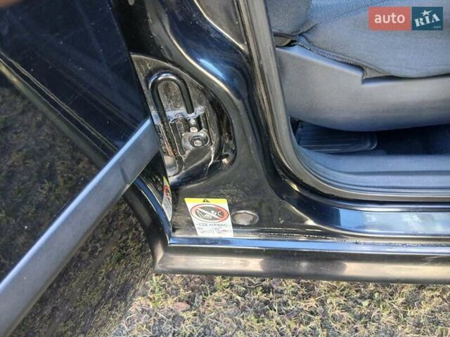 Черный Шкода Октавия, объемом двигателя 1.6 л и пробегом 183 тыс. км за 6000 $, фото 12 на Automoto.ua