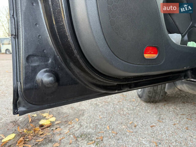 Черный Шкода Октавия, объемом двигателя 1.6 л и пробегом 297 тыс. км за 5500 $, фото 18 на Automoto.ua